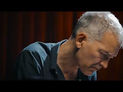 Brad Mehldau Plays The Beatles&#039; &quot;I Am the Walrus&quot;